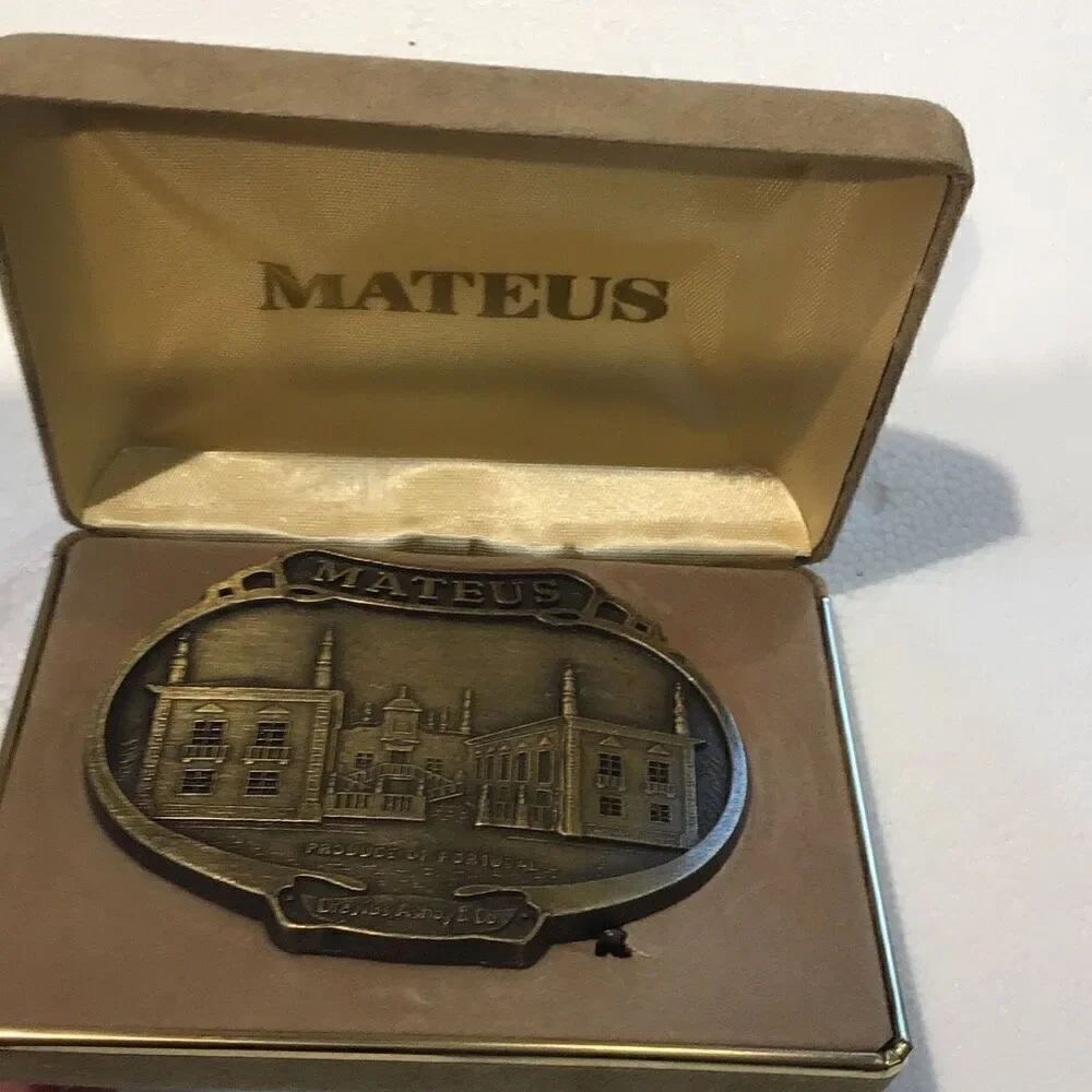 Belt buckle vintage 70’s Mateus new in original box